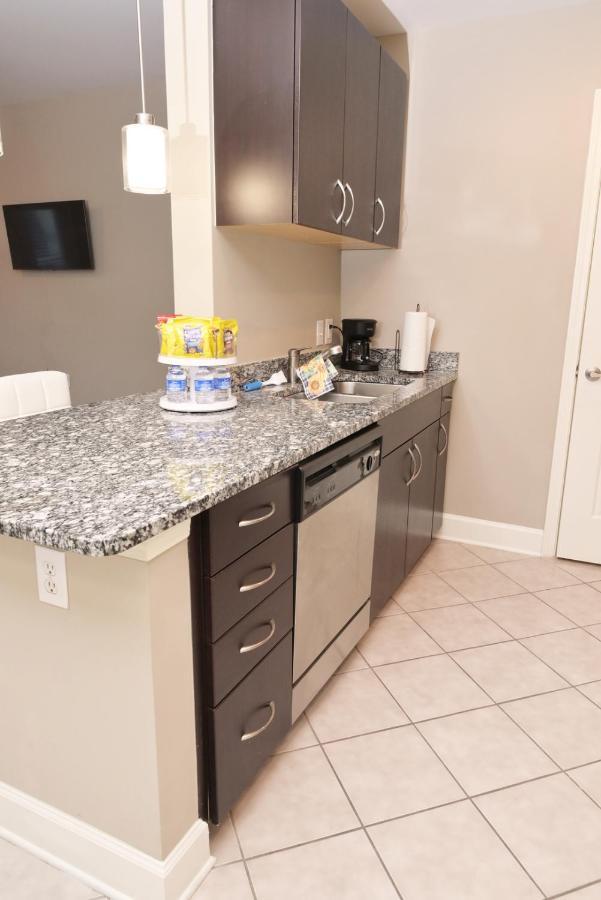 Modern Midtown Away From Apartment Atlanta